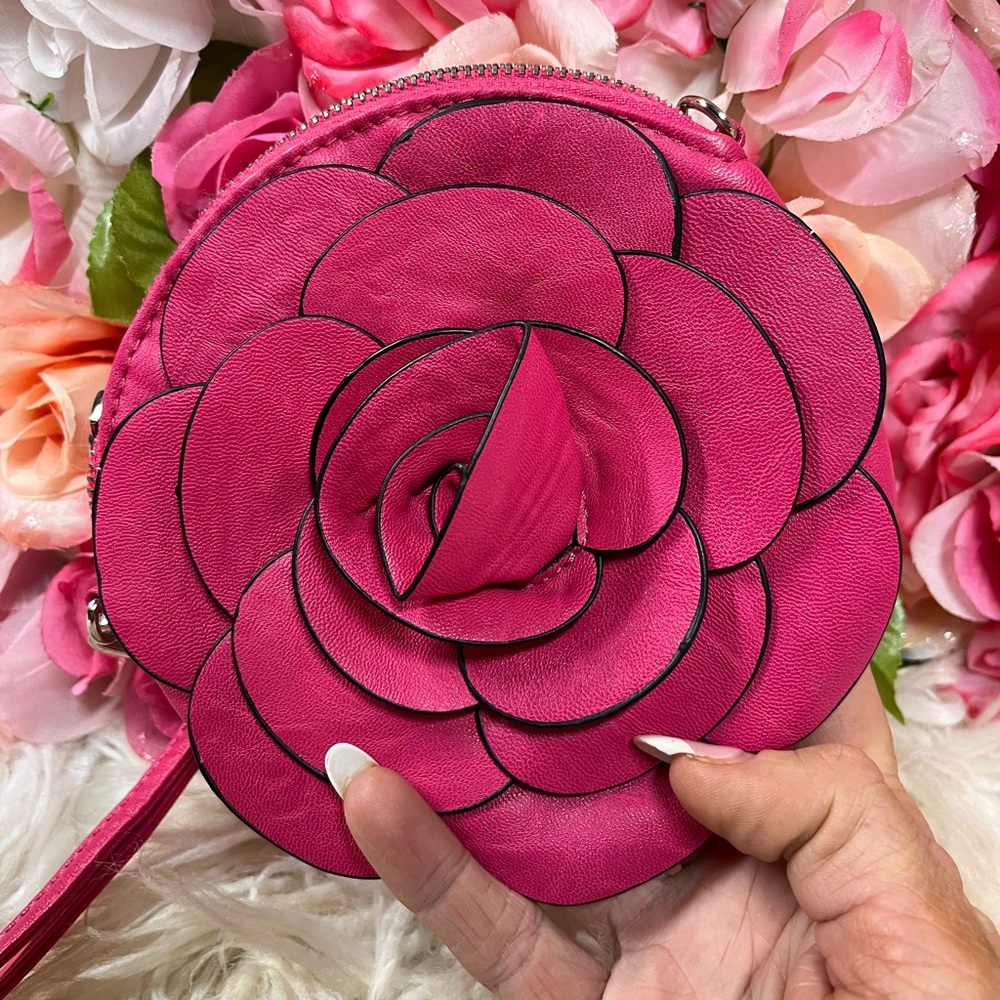 Rose Wristlet Pink